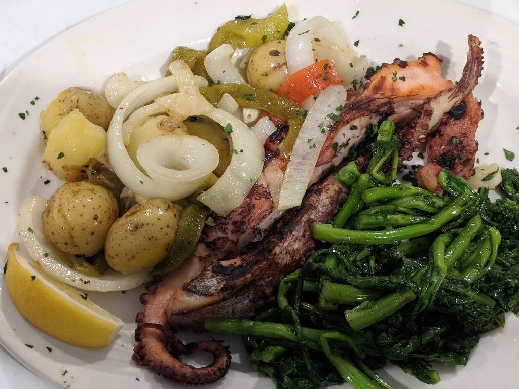 Antonios Authentic Portuguese Restaurant | restaurant | 2455 S Long Beach Rd, Oceanside, NY 11572, USA | 5162550161 OR +1 516-255-0161