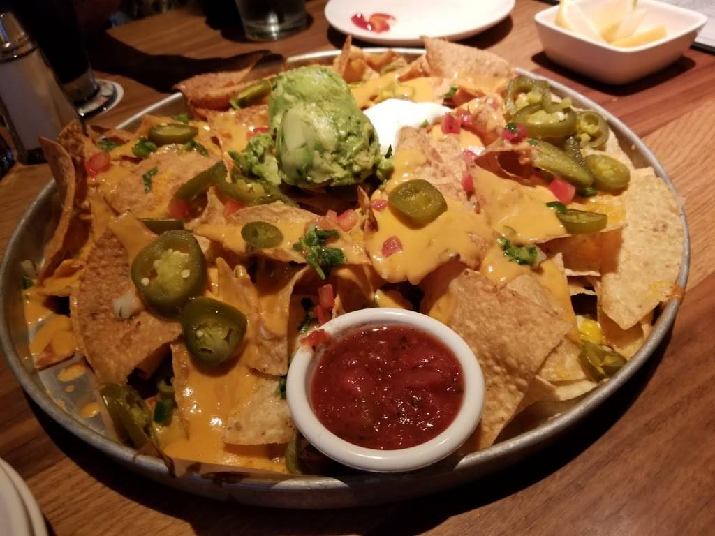 BJs Restaurant & Brewhouse | restaurant | 1001 E Whitestone Blvd, Cedar Park, TX 78613, USA | 5123792180 OR +1 512-379-2180