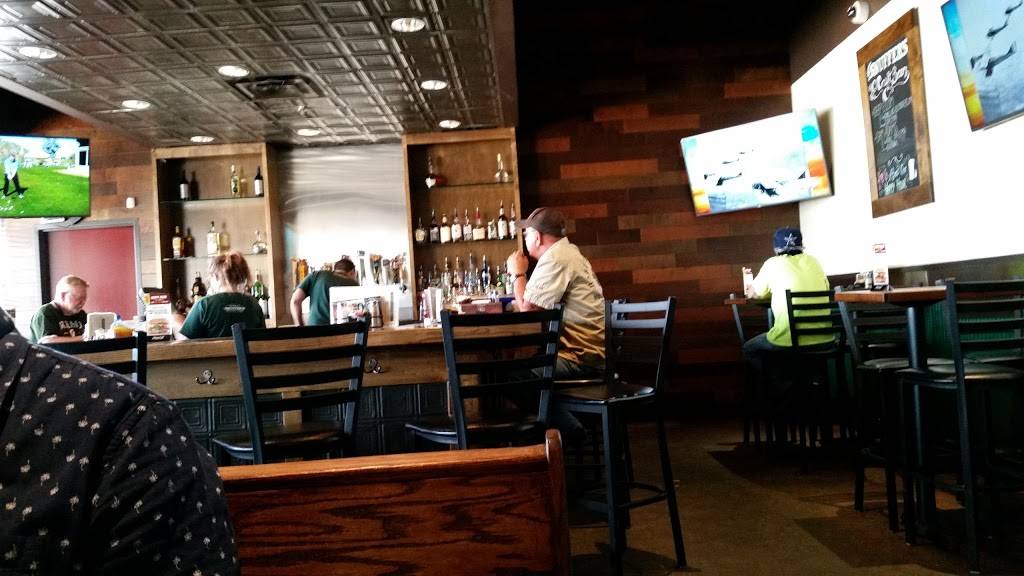 Snuffers Restaurant & Bar | restaurant | 132 East Ovilla Road #5, Red Oak, TX 75154, USA | 4694374010 OR +1 469-437-4010