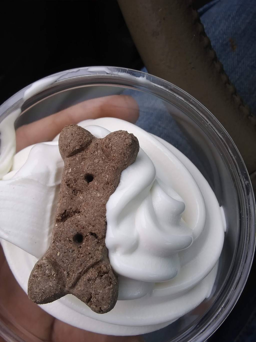 Jonis Cones | restaurant | 5283 E Apple Ave, Muskegon, MI 49442, USA | 2317357591 OR +1 231-735-7591