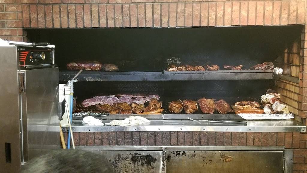 Big Johns Alabama BBQ | restaurant | 5707 N 40th St, Tampa, FL 33610, USA | 8136233600 OR +1 813-623-3600