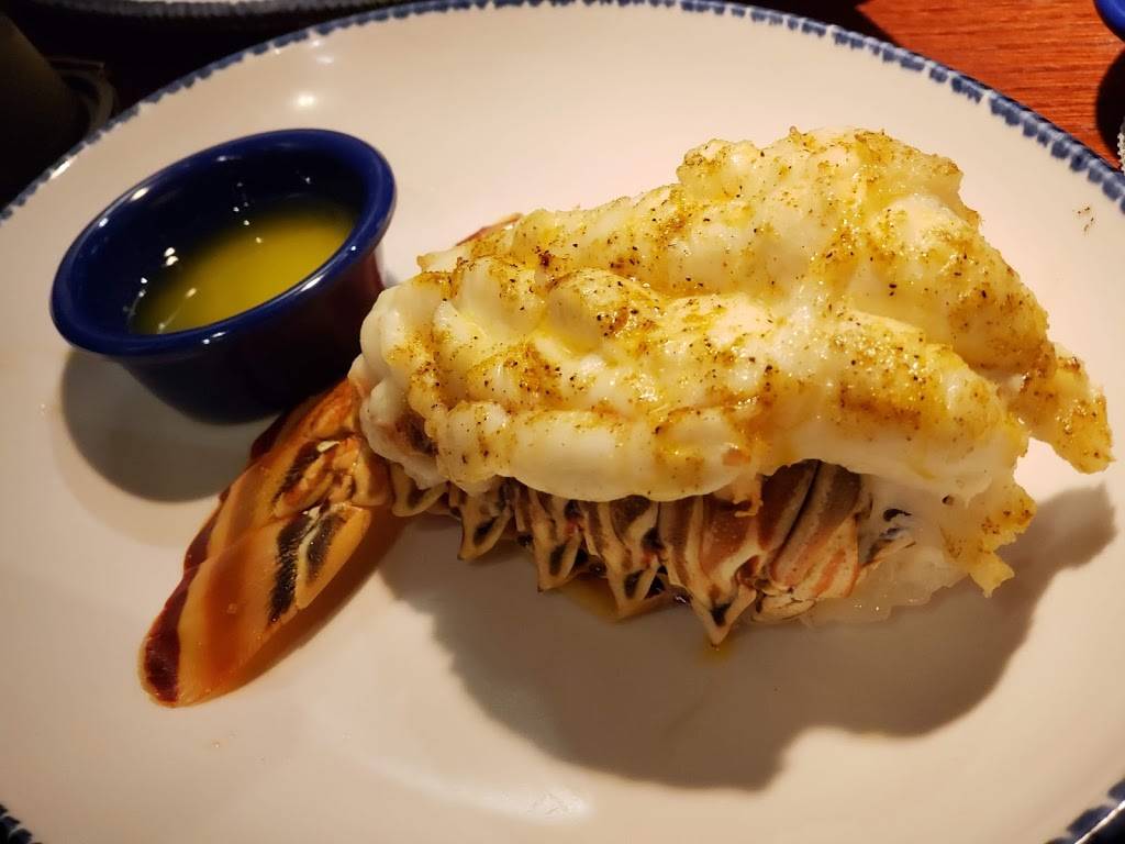Red Lobster | restaurant | 211 Route 17 S, Paramus, NJ 07652, USA | 2019677838 OR +1 201-967-7838