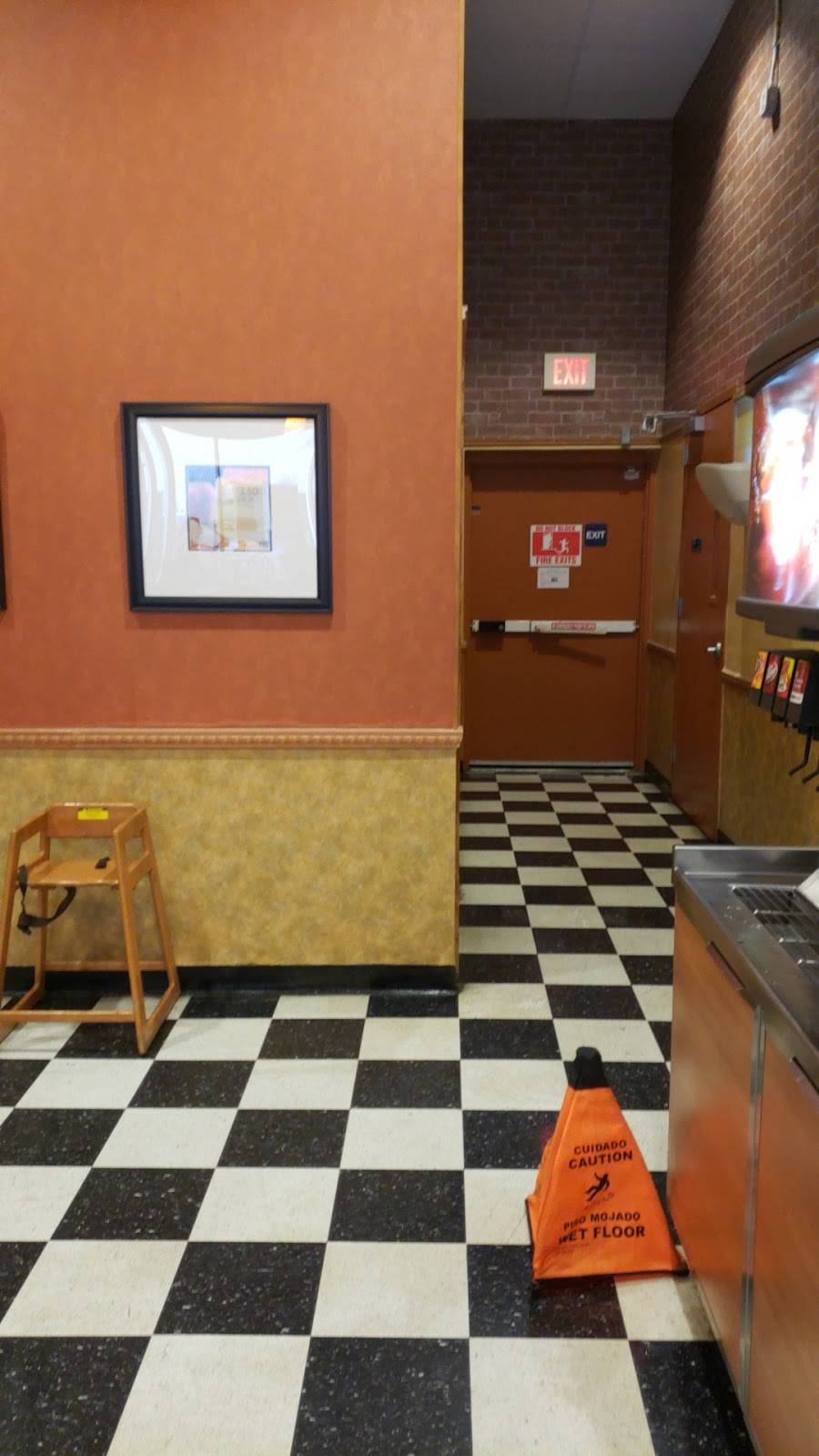 Subway | restaurant | 3500 S Crater Rd, Petersburg, VA 23805, USA | 8049574799 OR +1 804-957-4799