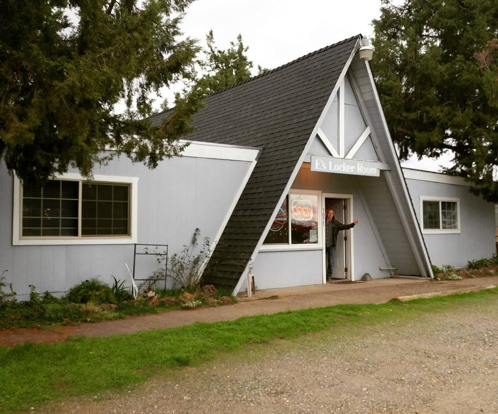 Es Locker Room | restaurant | 1075 Lakeside Dr, Red Bluff, CA 96080, USA | 5305274600 OR +1 530-527-4600
