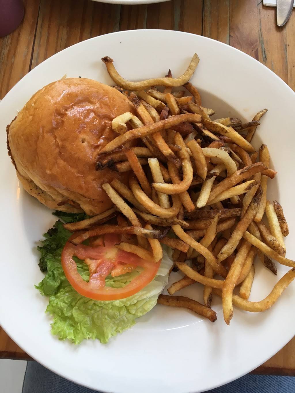 The Park Restaurant | restaurant | 1400 Sunset Blvd, Los Angeles, CA 90026, USA | 2134829209 OR +1 213-482-9209