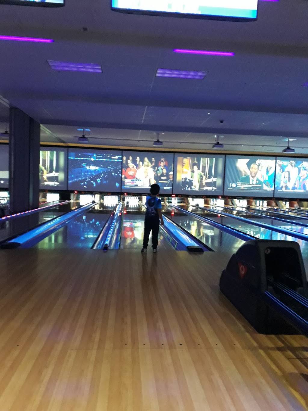 Main Event Shenandoah | restaurant | 19441 I-45, Shenandoah, TX 77385, USA | 2813555511 OR +1 281-355-5511