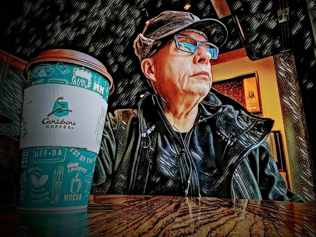 Caribou Coffee | cafe | 1595 MN-36 W Rosedale Center, Roseville, MN 55113, USA | 6516337322 OR +1 651-633-7322