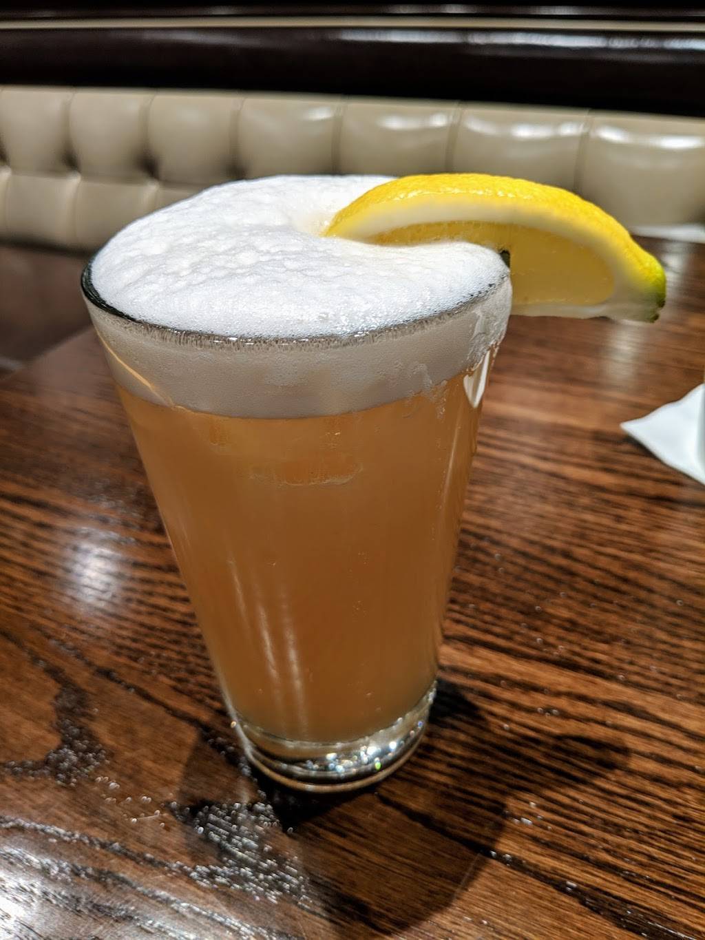 Wahlburgers | restaurant | 9 District Ave, Boston, MA 02125, USA | 6172825300 OR +1 617-282-5300