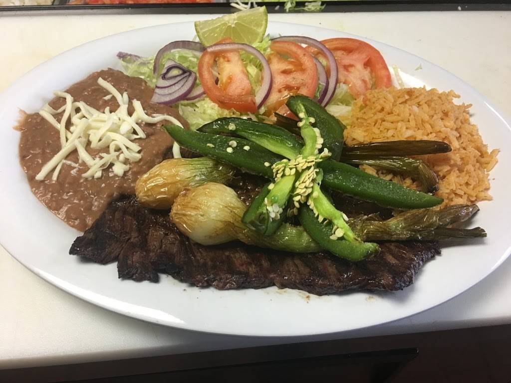 Tacos el Gavilan | restaurant | 7230 W College Dr, Palos Heights, IL 60463, USA | 7086718947 OR +1 708-671-8947