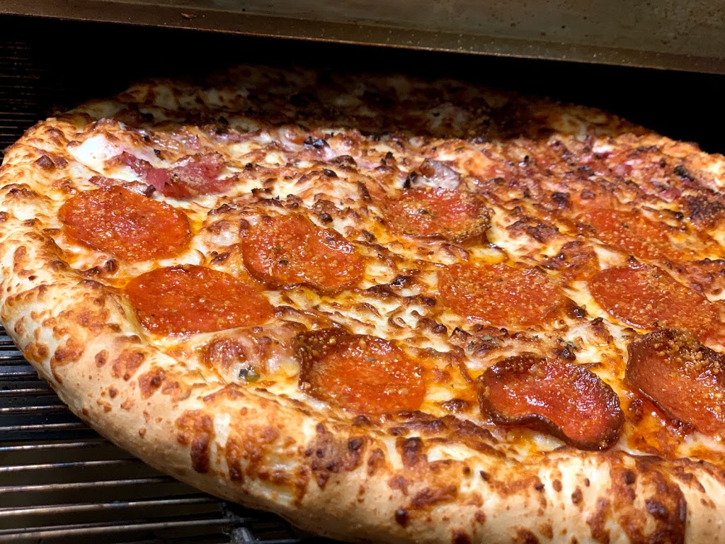 Castle grill | restaurant | 119 E Main St, Rowland, NC 28383, USA | 9104220910 OR +1 910-422-0910