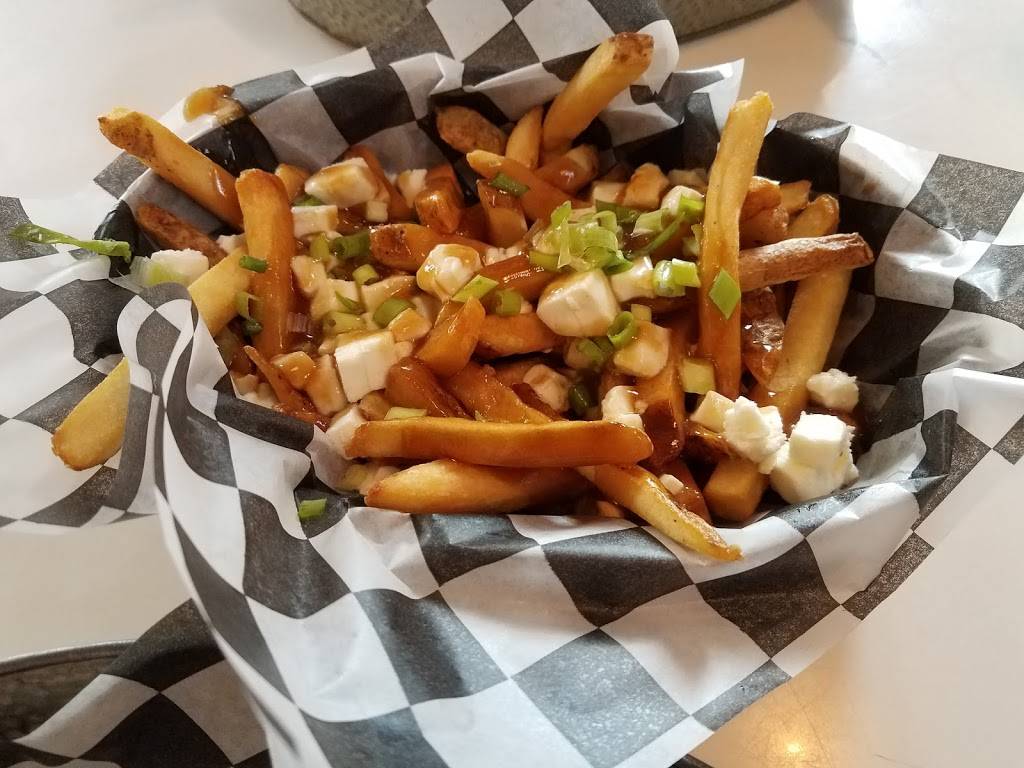 Vibes Gourmet Burgers | restaurant | 25 S Main St, Concord, NH 03301, USA | 6038568671 OR +1 603-856-8671