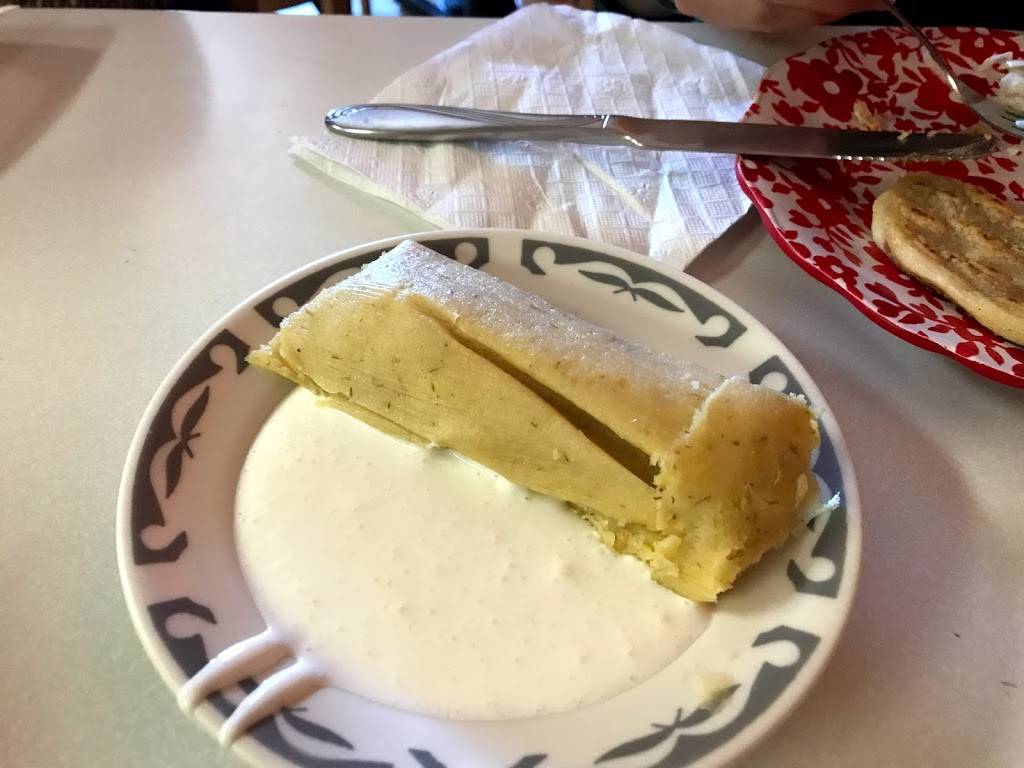 Pupuseria Juanitas Restaurant | restaurant | 537 Church St, Ottumwa, IA 52501, USA | 6416821530 OR +1 641-682-1530