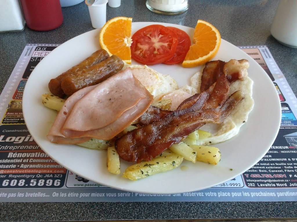 Pizza Celine Charlemagne | restaurant | 115 Rue Chopin, Charlemagne, QC J5Z 4P8, Canada | 4505820008 OR +1 450-582-0008