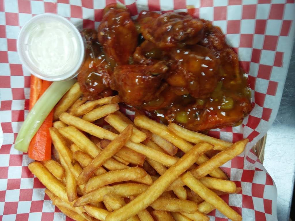 King of Wings | restaurant | 6244 Main St, Whitchurch-Stouffville, ON L4A 1E2, Canada | 9055912225 OR +1 905-591-2225