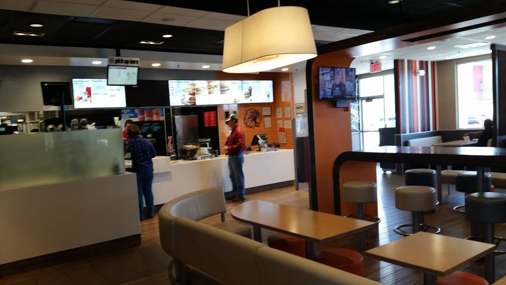 McDonalds | cafe | 7900 N Mesa St, El Paso, TX 79932, USA | 9155816423 OR +1 915-581-6423