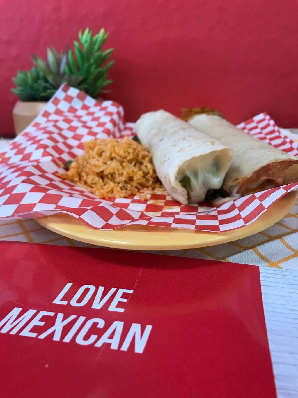 Takikos Taco Stop | restaurant | 7444 W Military Dr, San Antonio, TX 78227, USA | 2104657432 OR +1 210-465-7432