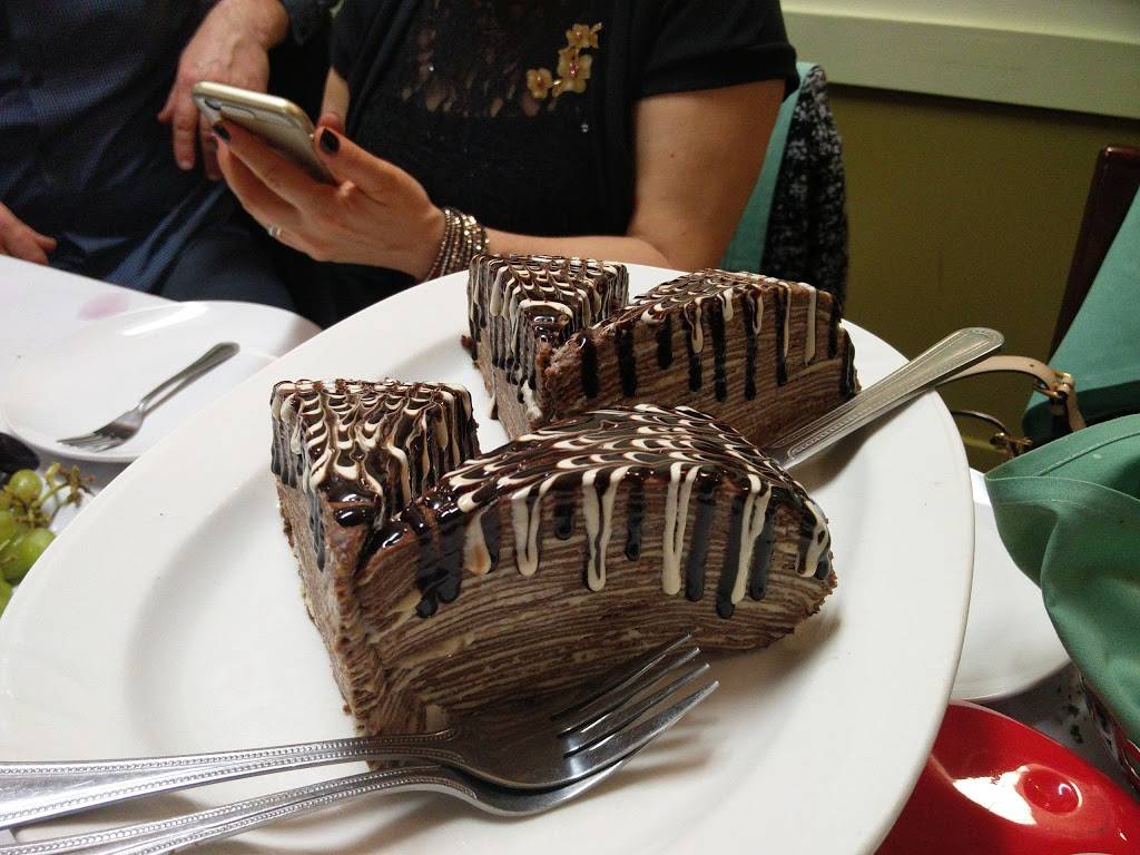 Cafe Light | restaurant | 9825 Bustleton Ave, Philadelphia, PA 19115, USA | 2154379790 OR +1 215-437-9790