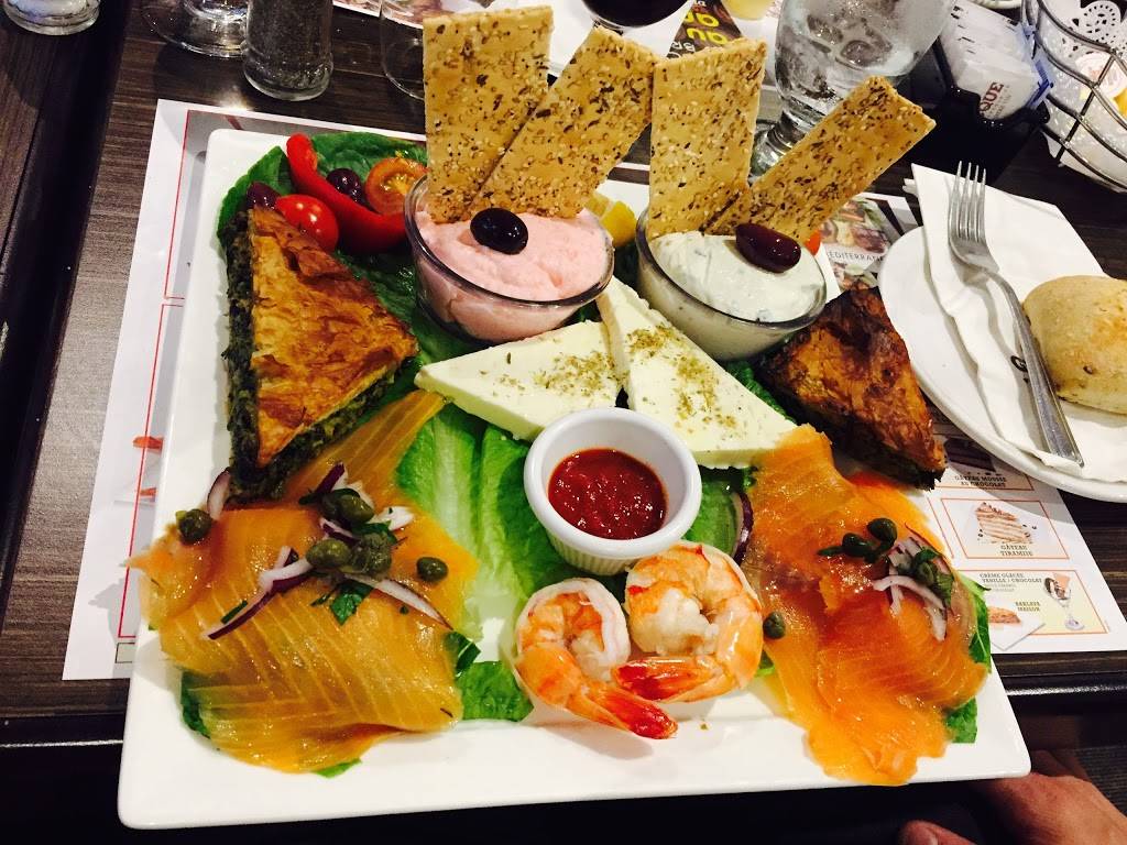Casa Grecque | restaurant | 6183 Boulevard Royal, Shawinigan, QC G9N 8P3, Canada | 8195396233 OR +1 819-539-6233