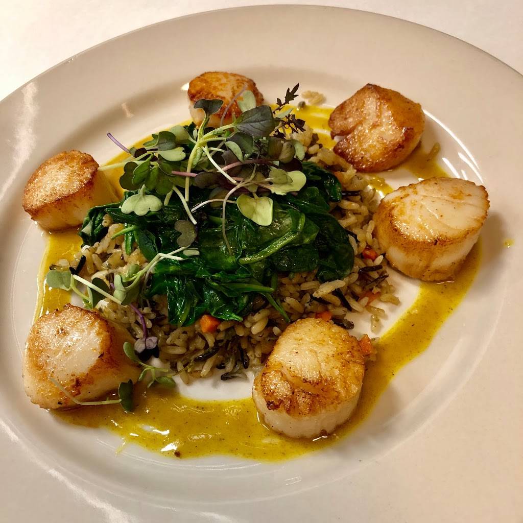 Phoebes Restaurant & Coffee Lounge | meal takeaway | 900 E Genesee St, Syracuse, NY 13244, USA | 3154755154 OR +1 315-475-5154