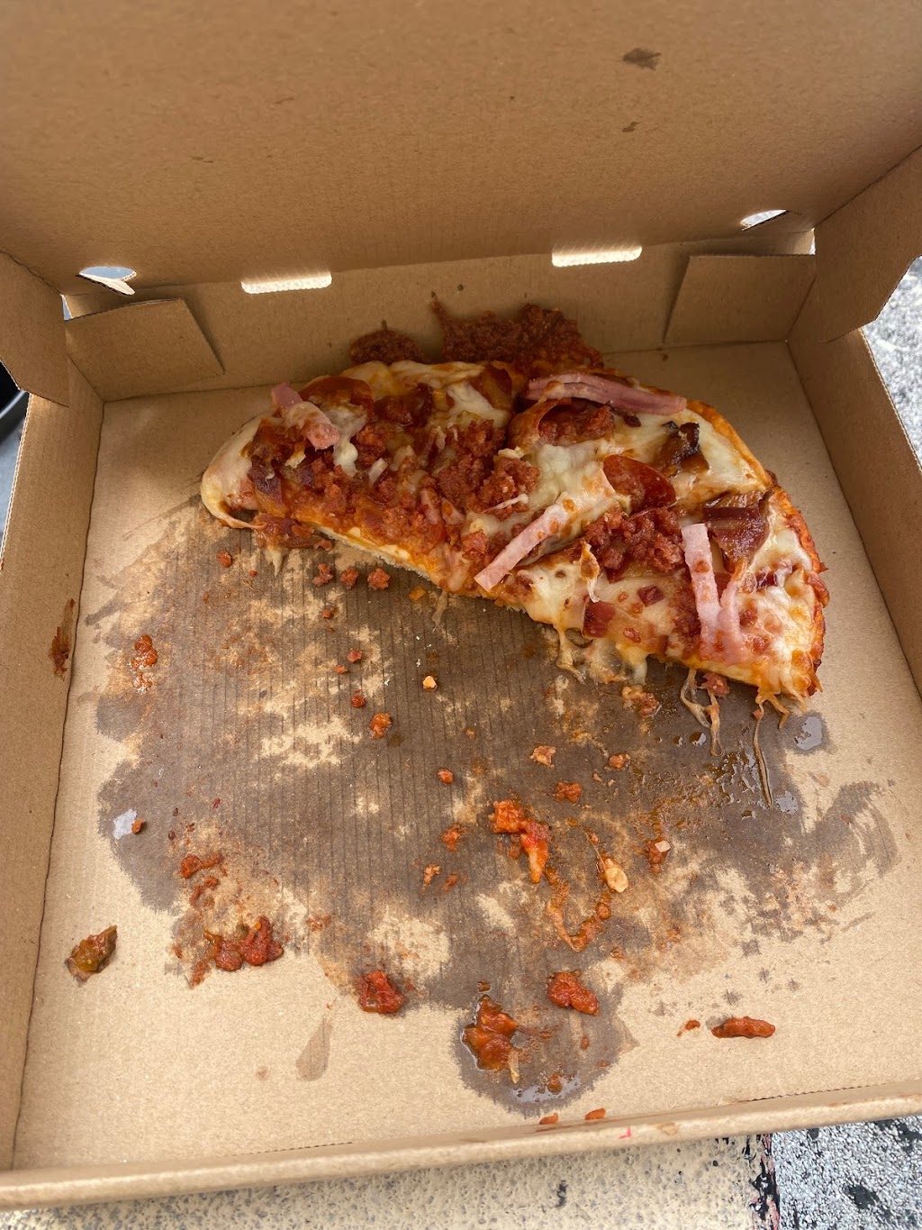 La Favorita Pizzeria - Cafeteria | meal takeaway | 1205 W 49th St, Hialeah, FL 33012, USA | 3055563984 OR +1 305-556-3984