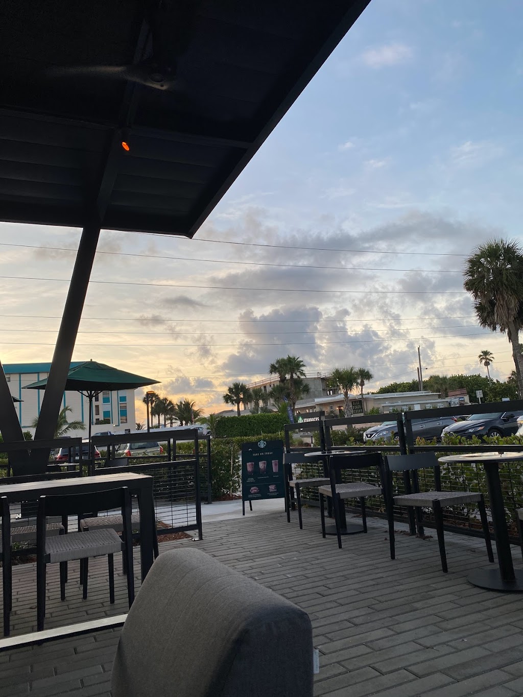 Starbucks | cafe | 500 N Miramar Ave, Indialantic, FL 32903, USA | 3215765327 OR +1 321-576-5327