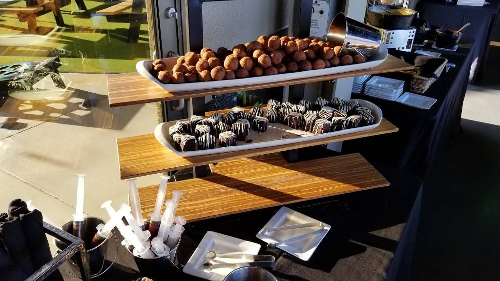 Topgolf | restaurant | 9500 Talking Stick Way, Scottsdale, AZ 85256, USA | 4802402402 OR +1 480-240-2402