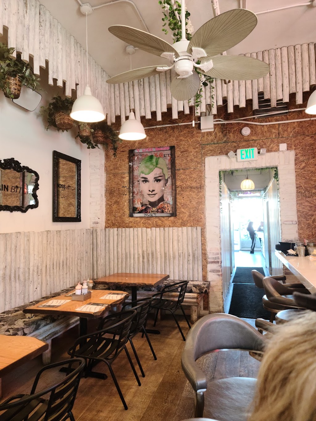 Bacon Bitch | restaurant | 1122 Central Ave, St. Petersburg, FL 33705, USA | 7273908050 OR +1 727-390-8050