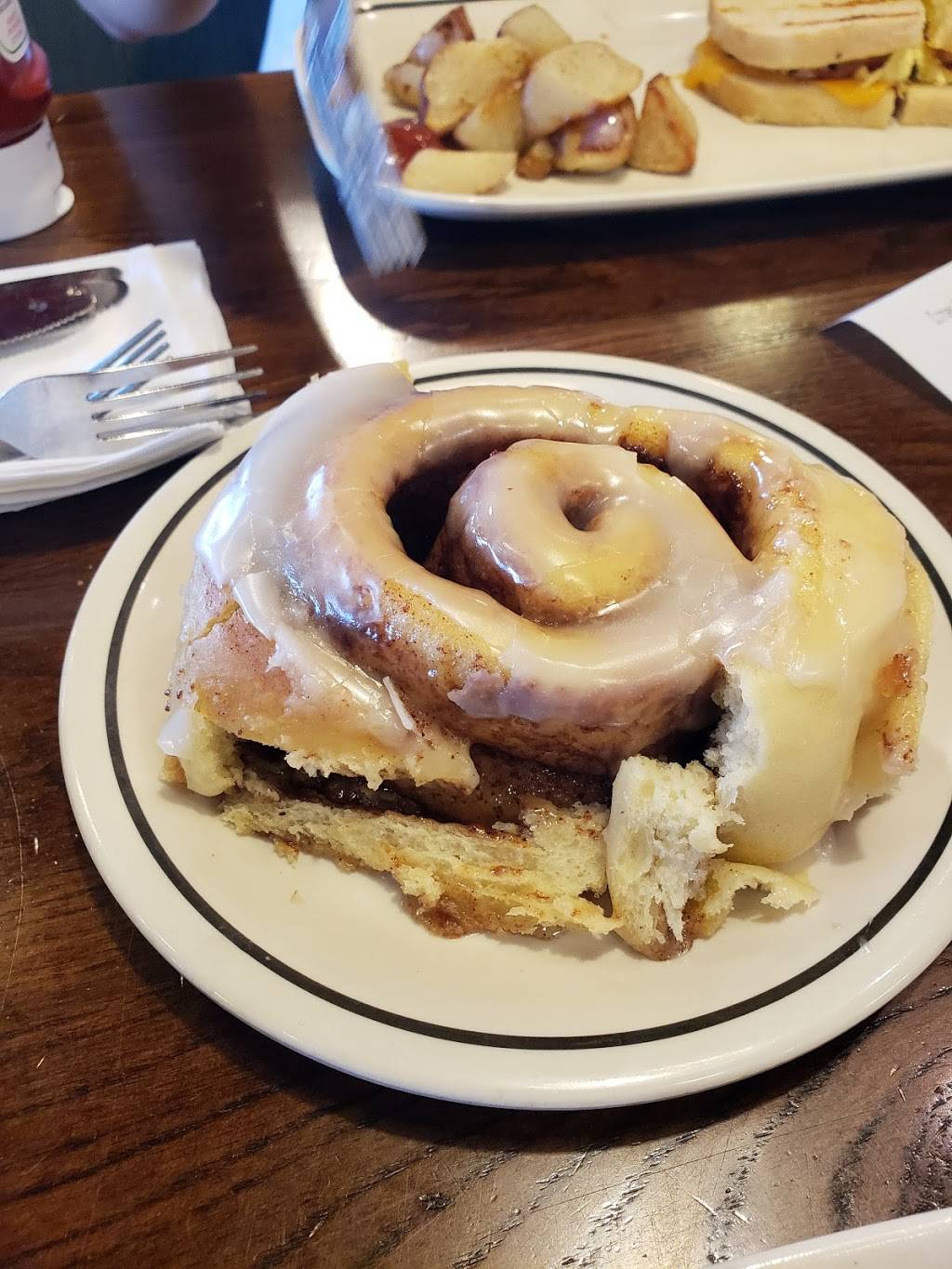 Corner Bakery Cafe | cafe | 1385 E Gladstone St #300, Glendora, CA 91740, USA | 9093052525 OR +1 909-305-2525