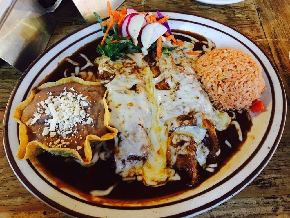 Frank & Finas Cocina | restaurant | 4175 S Grand Canyon Dr, Las Vegas, NV 89147, USA | 7025793017 OR +1 702-579-3017