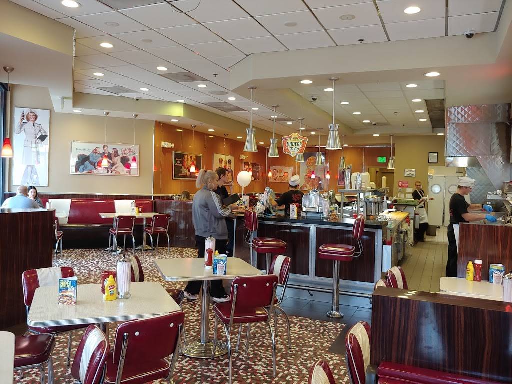 Johnny Rockets | restaurant | 875 W Promontory, Farmington, UT 84025, USA | 8014514621 OR +1 801-451-4621
