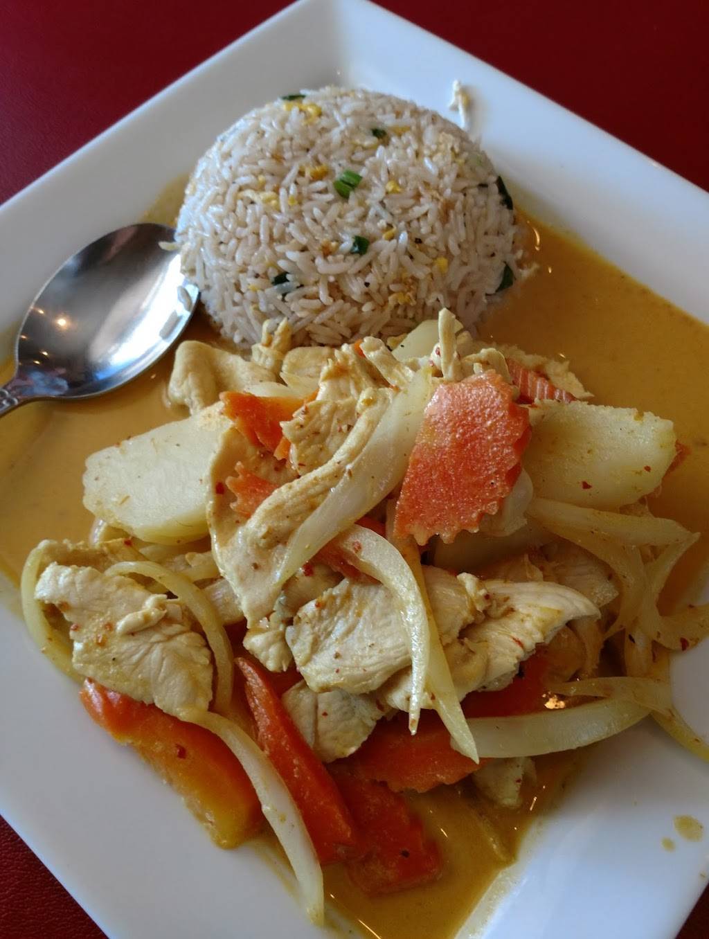 Pad Thai Kitchen | restaurant | 809 E Karsch Blvd, Farmington, MO 63640, USA | 5737470811 OR +1 573-747-0811