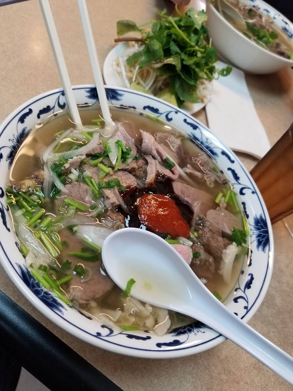 Pho Vietnam #3 | restaurant | 9001 Jewel Lake Rd #11, Anchorage, AK 99502, USA | 9072742033 OR +1 907-274-2033