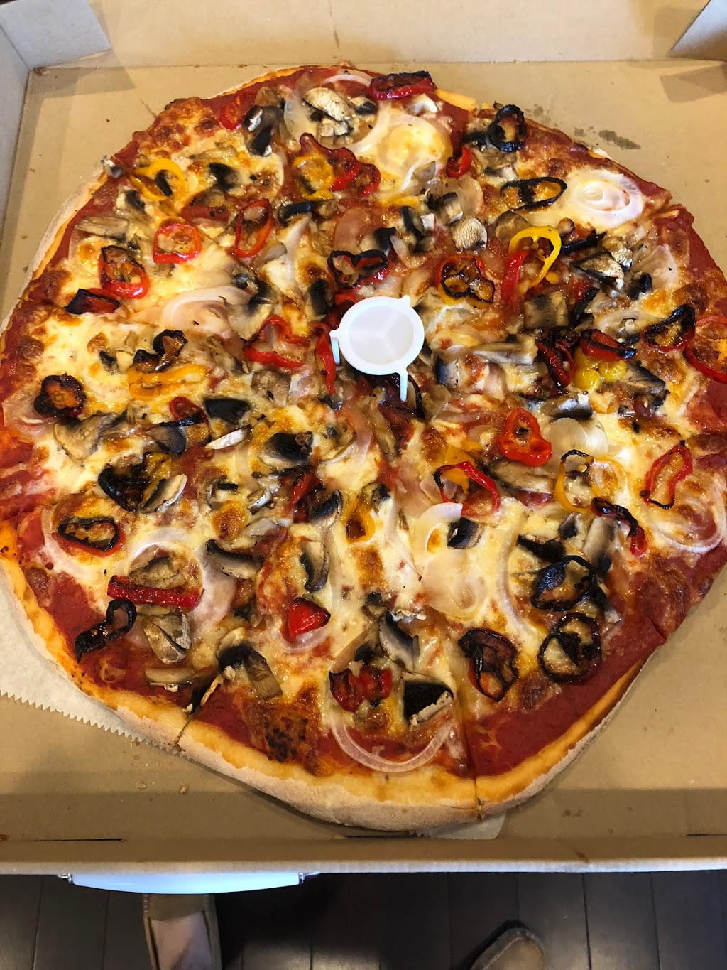 Alexs Corner Pizza Shop | restaurant | 4902 Cypress St, Pittsburgh, PA 15224, USA | 4126832817 OR +1 412-683-2817