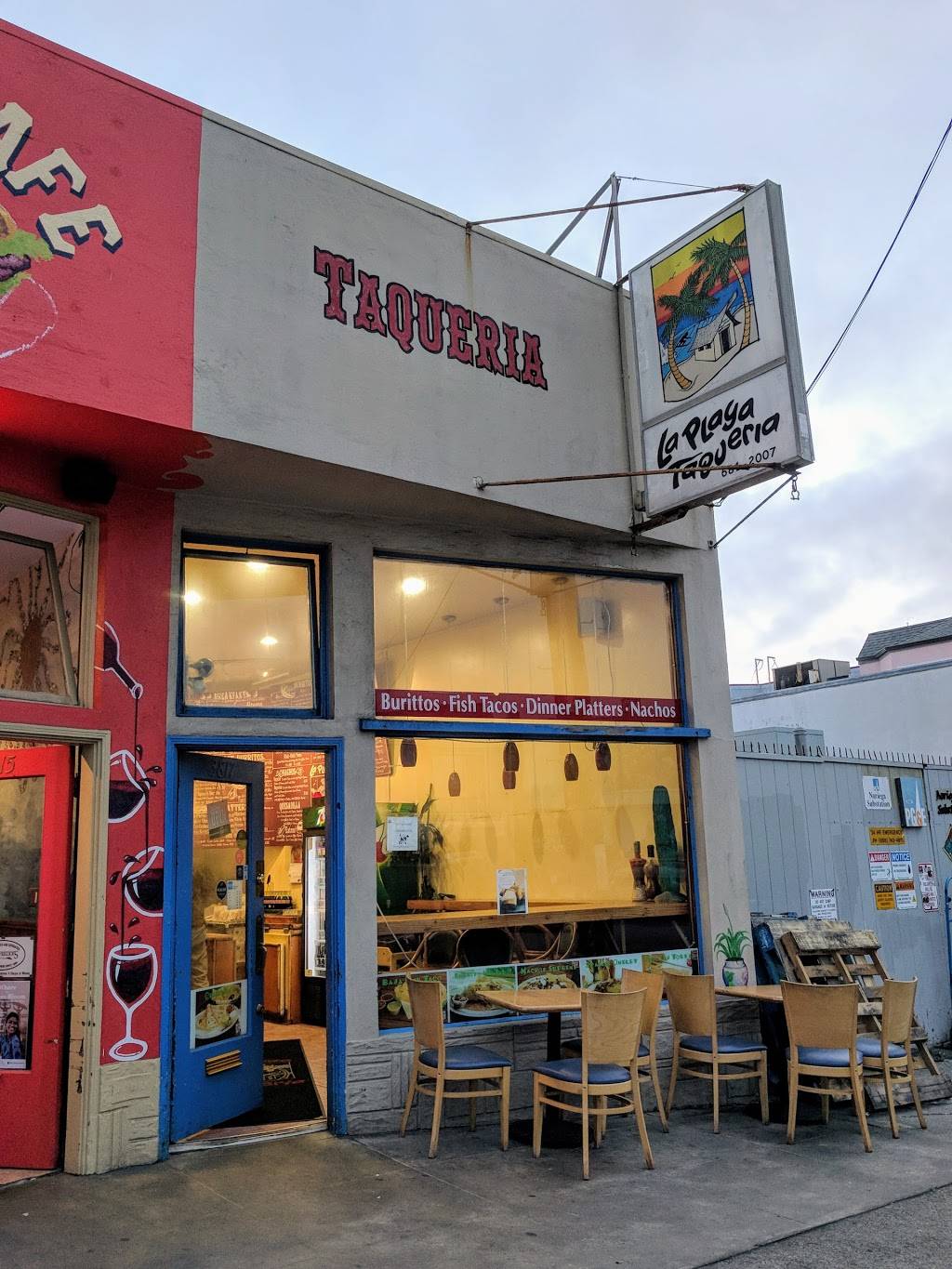 La Playa Taqueria | restaurant | 3817 Noriega St, San Francisco, CA 94122, USA | 4156812007 OR +1 415-681-2007