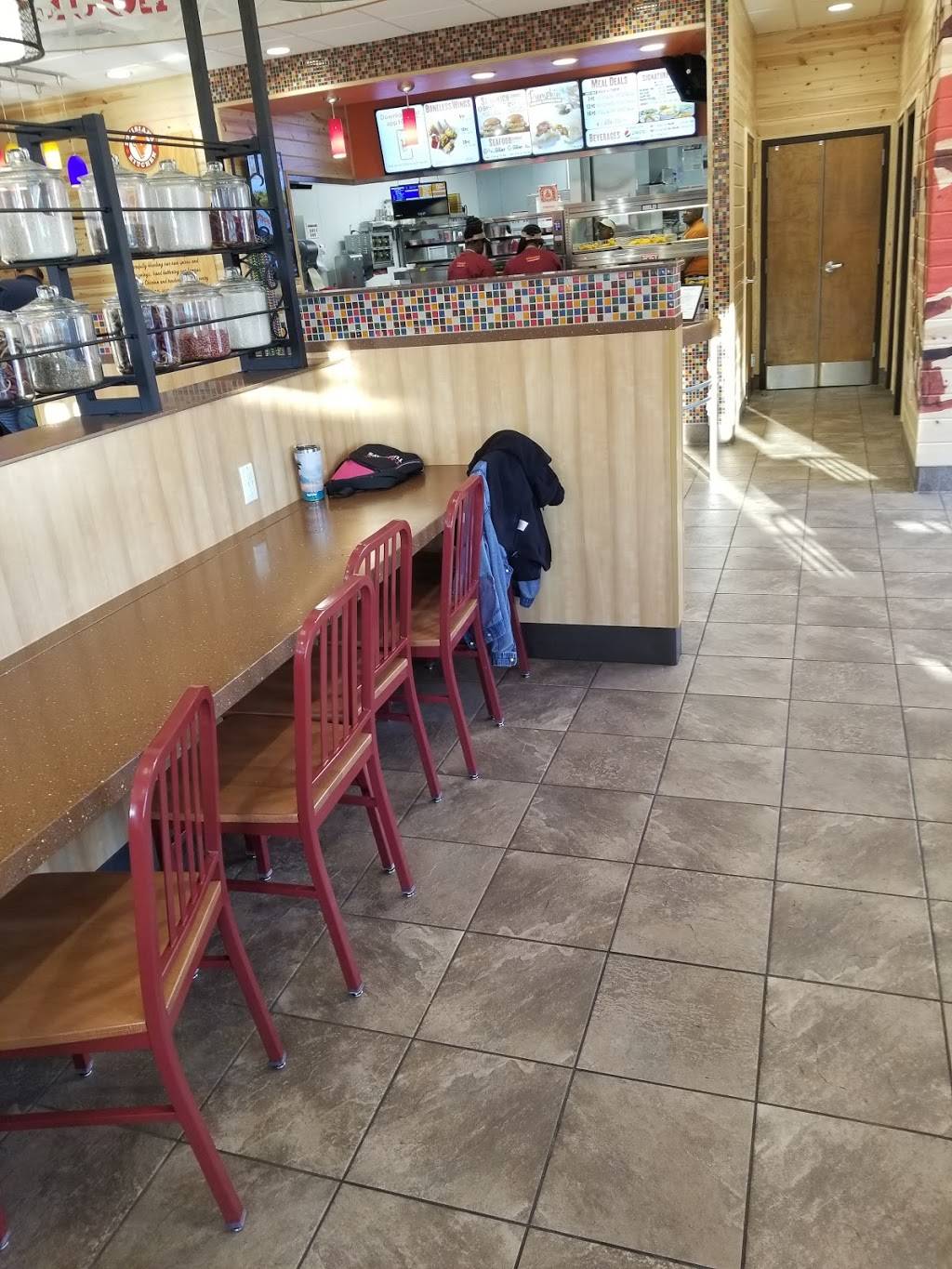 Popeyes Louisiana Kitchen | restaurant | 716 Lake Joy Rd, Warner Robins, GA 31088, USA | 4783422889 OR +1 478-342-2889