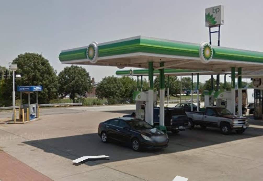 Imos Pizza (Gas Mart) | meal takeaway | 1110 Salisbury St, St. Louis, MO 63107, USA | 3146212090 OR +1 314-621-2090