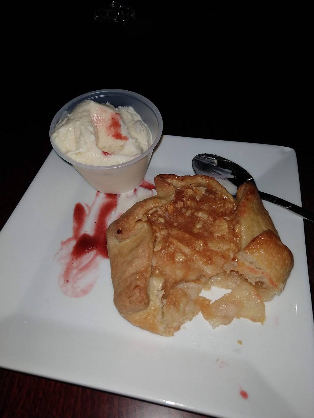 Pratts | restaurant | 200 Dosoris Ln, Glen Cove, NY 11542, USA | 5166716400 OR +1 516-671-6400