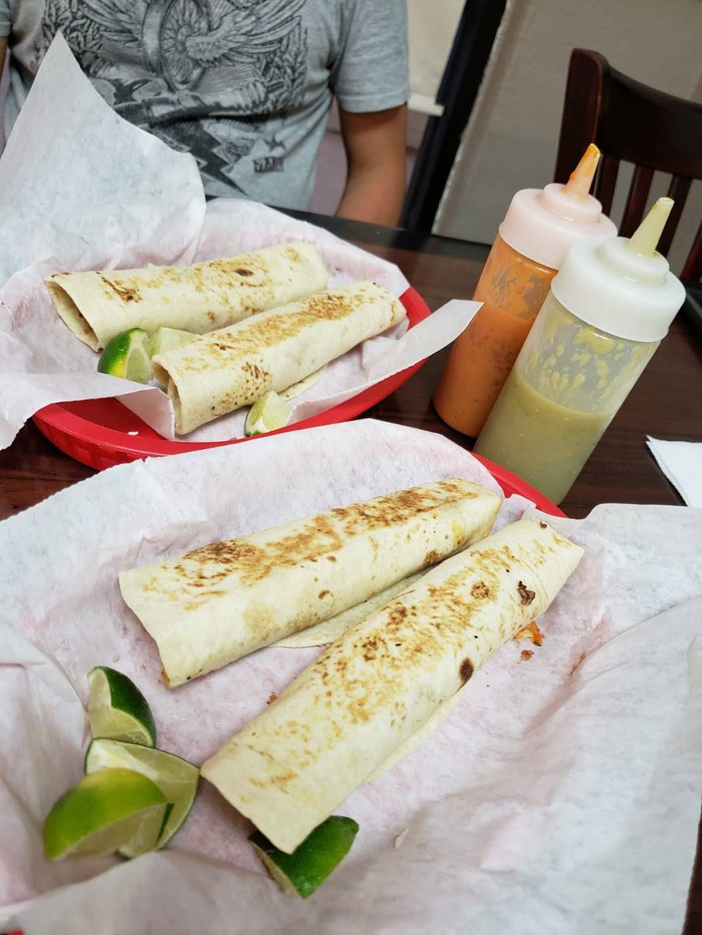 La Fondita | restaurant | 3969 Teasley Lane suite 1300 lakewood square, Denton, TX 76210, USA | 9405141987 OR +1 940-514-1987