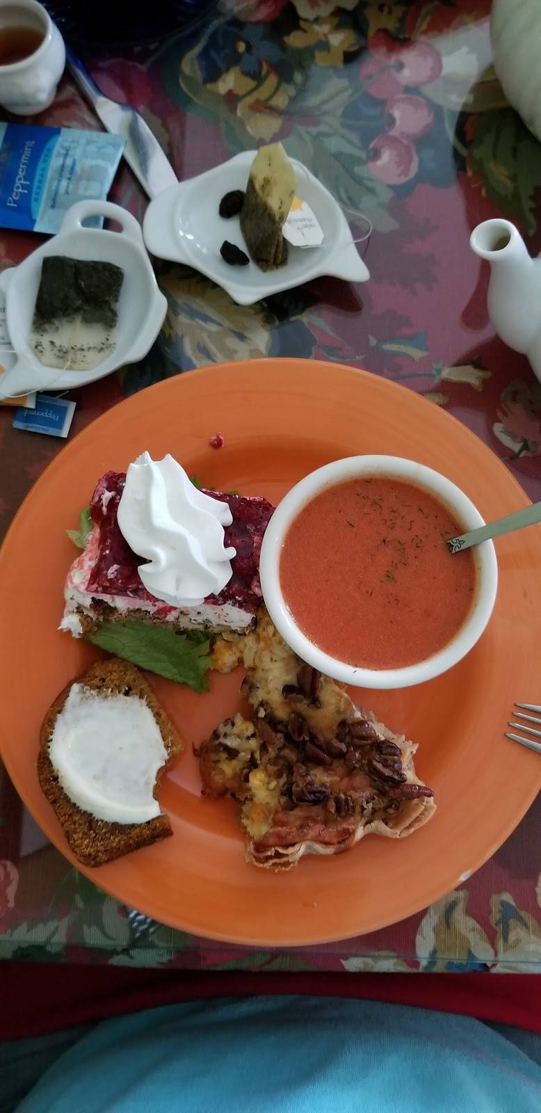 Lulus Tea Room | cafe | 3703 W Beaver Creek Dr, Powell, TN 37849, USA | 8659475858 OR +1 865-947-5858