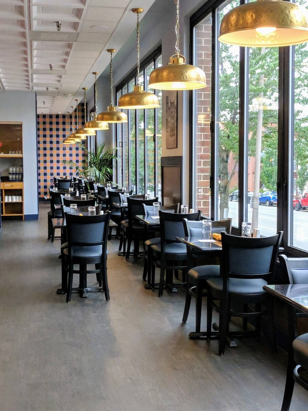 The Executive Diner | restaurant | 1400 Duke St, Alexandria, VA 22314, USA | 7032990894 OR +1 703-299-0894