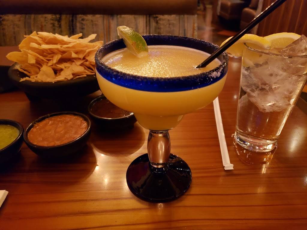 Leticias Cocina & Cantina | restaurant | 4949 N Rancho Dr, Las Vegas, NV 89130, USA | 7026584900 OR +1 702-658-4900