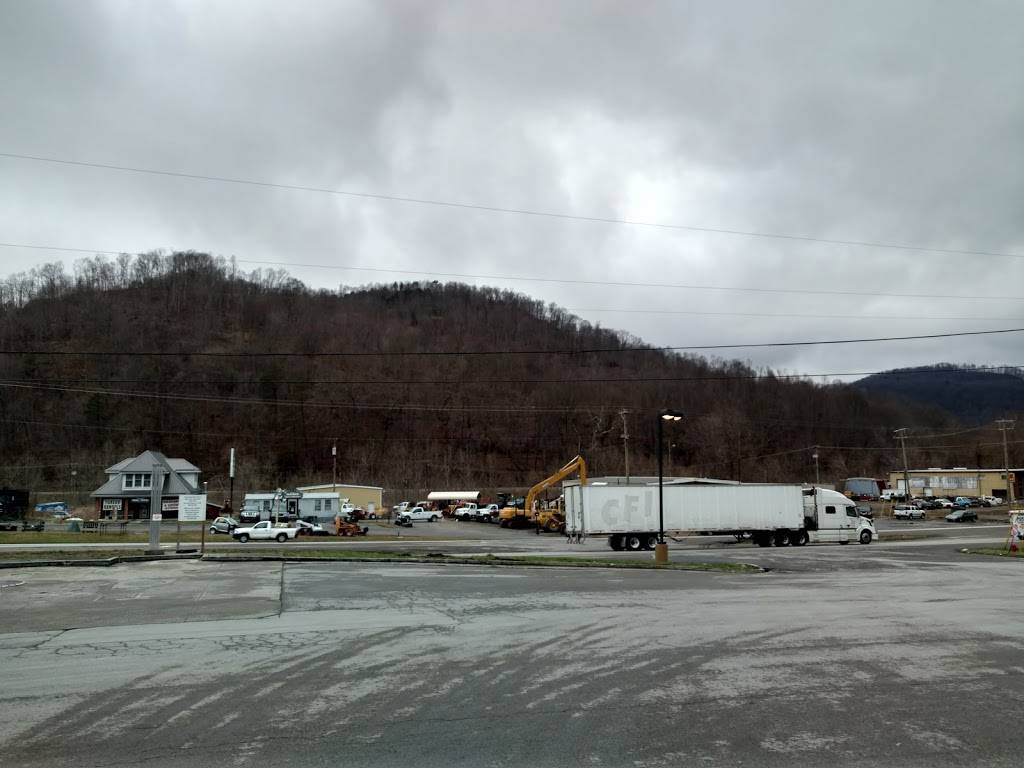 Pilot Travel Center | restaurant | 3000 US, US-25E Scenic, Middlesboro, KY 40965, USA | 6062484057 OR +1 606-248-4057