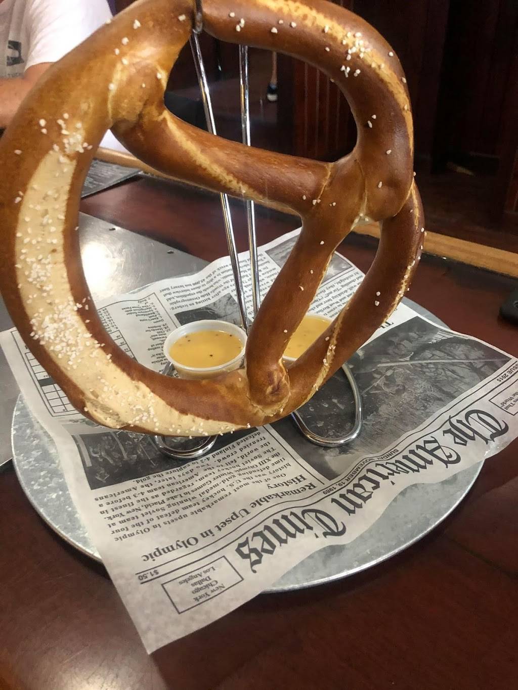 Irish Ale House | restaurant | 536 Worthington St, Springfield, MA 01105, USA | 4133016810 OR +1 413-301-6810