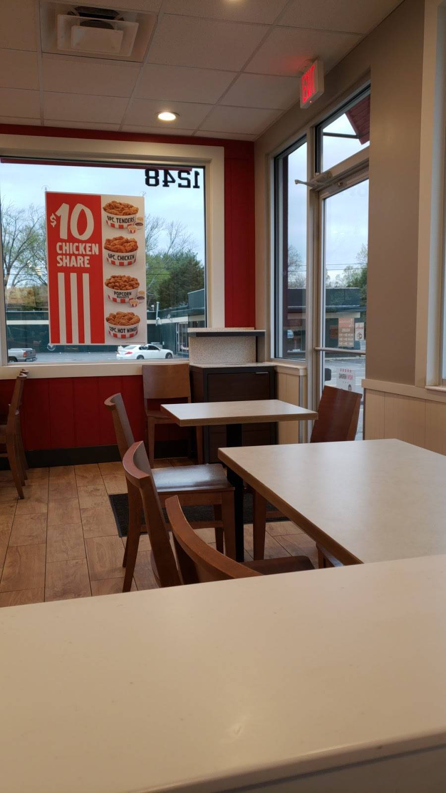 KFC | restaurant | 1248 Dinah Shore Blvd, Winchester, TN 37398, USA | 9319671537 OR +1 931-967-1537