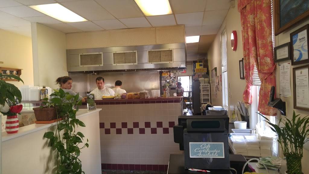 Omelette Headquarters | restaurant | 57 Water St, Wakefield, MA 01880, USA | 7812243999 OR +1 781-224-3999