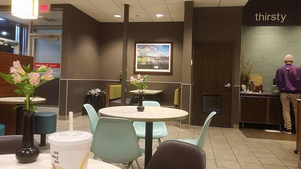 McDonalds | cafe | 7590 N Owasso Expy, Owasso, OK 74055, USA | 9182723012 OR +1 918-272-3012