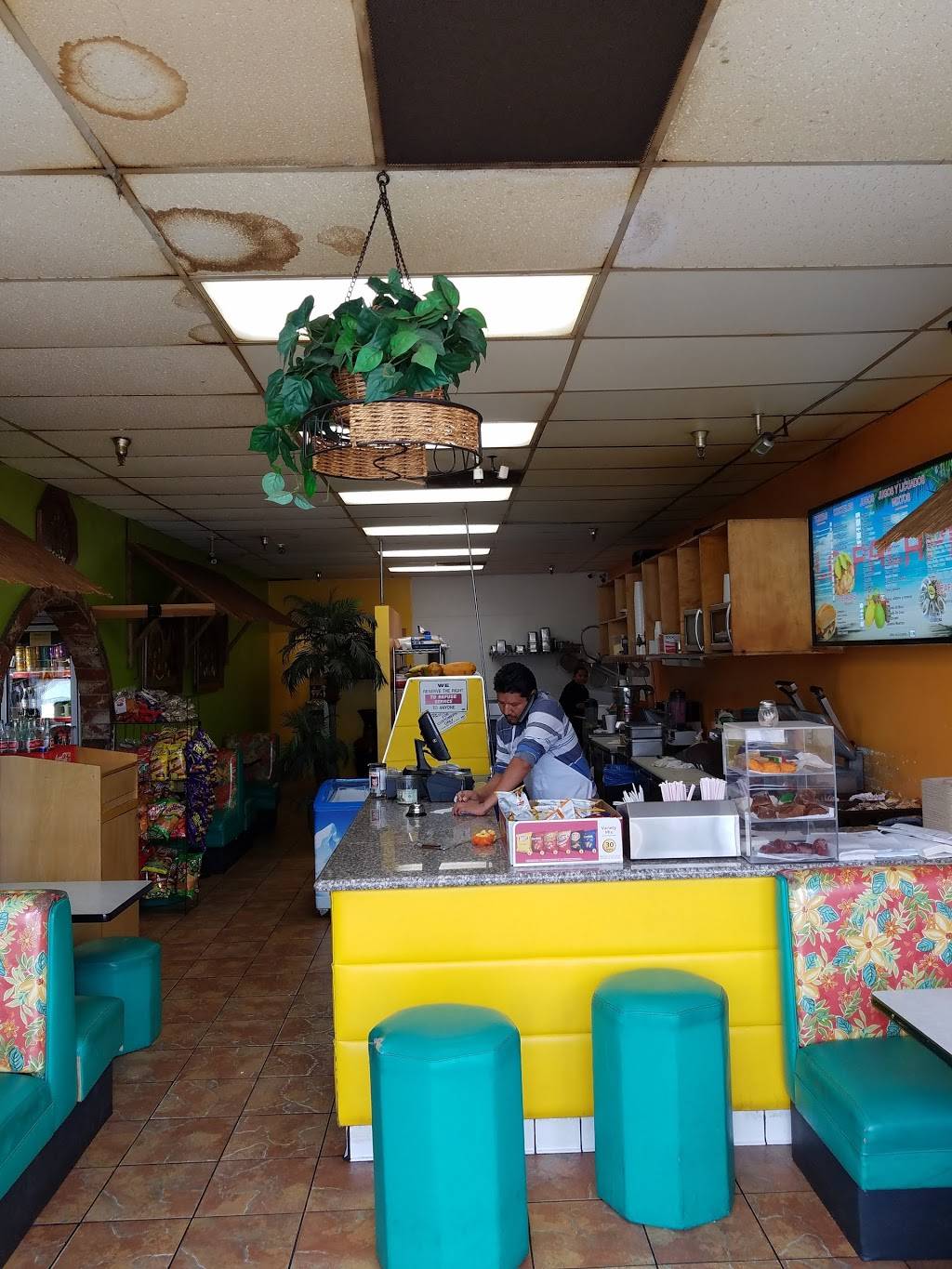 La Palapa Juice Bar | restaurant | 2631 E Vineyard Ave, Oxnard, CA 93036, USA | 8059889212 OR +1 805-988-9212