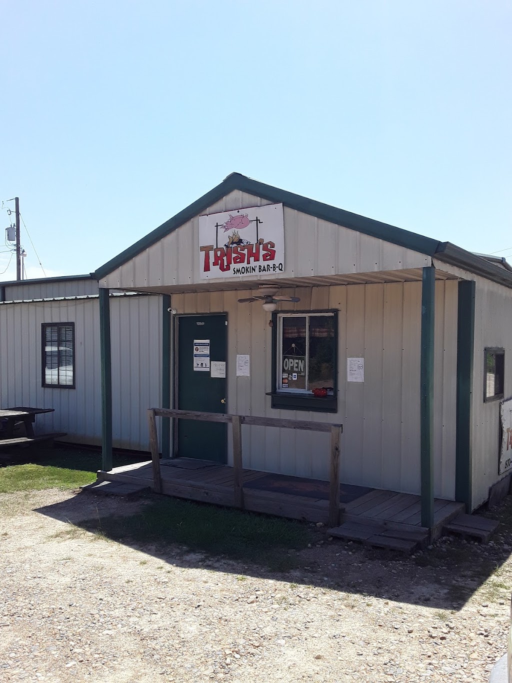 Trishs Smokin Bar-B-Q | restaurant | 1501 US-371, Nashville, AR 71852, USA | 8704519701 OR +1 870-451-9701