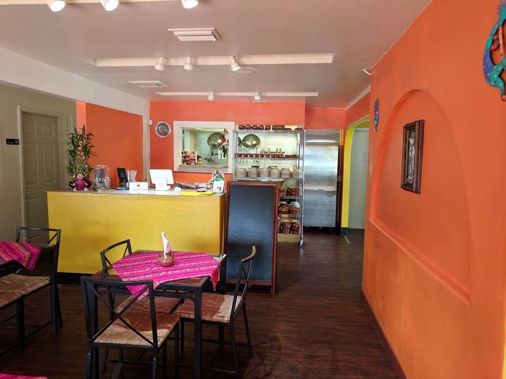 Azteca Rojo | restaurant | 5831 Memorial Hwy ste a, Tampa, FL 33615, USA | 8133739080 OR +1 813-373-9080