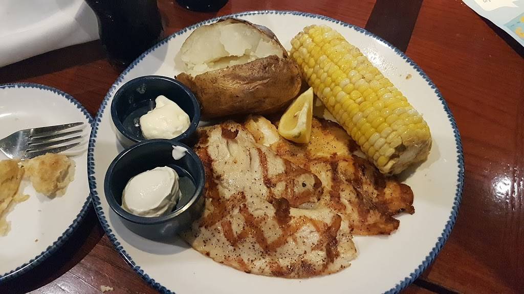 Red Lobster | restaurant | 5774 N Wayne Rd, Westland, MI 48185, USA | 7343267655 OR +1 734-326-7655